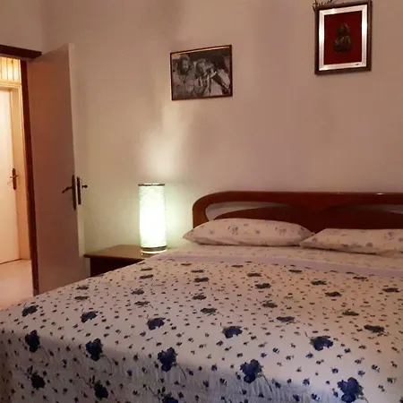 Apartment Lama Marina Palmense